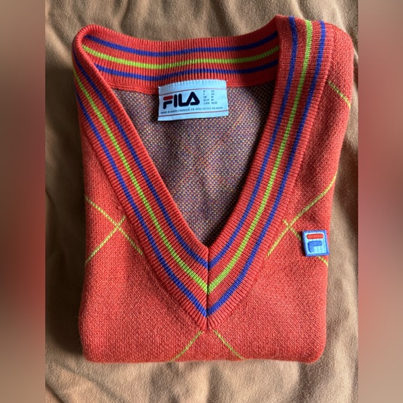 FILA Female Darby Argyle Tank Top Vest Size Medium Acrylic Multicolor V-Neck - Picture 2 of 7